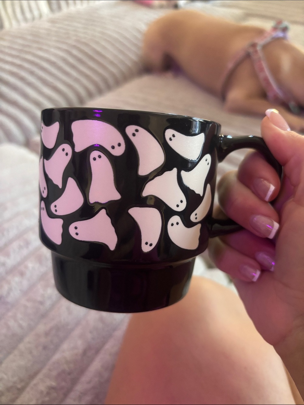 Black Ghost Pattern Ceramic Mug - Pink Ghosts